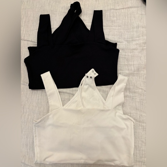 Abercrombie & Fitch Black and White Squareneck body suits - Picture 2 of 6